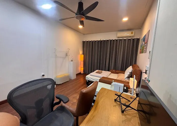 Entire Building , Shophouse In Old Town * بانكوك